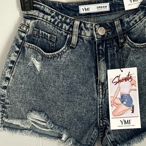 - YMI Dream Collection Denim Shorts Back Comfort Stretch Size 3/26 NWT - Picture 5 of 14